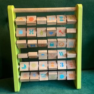 Wooden number modern baby toy